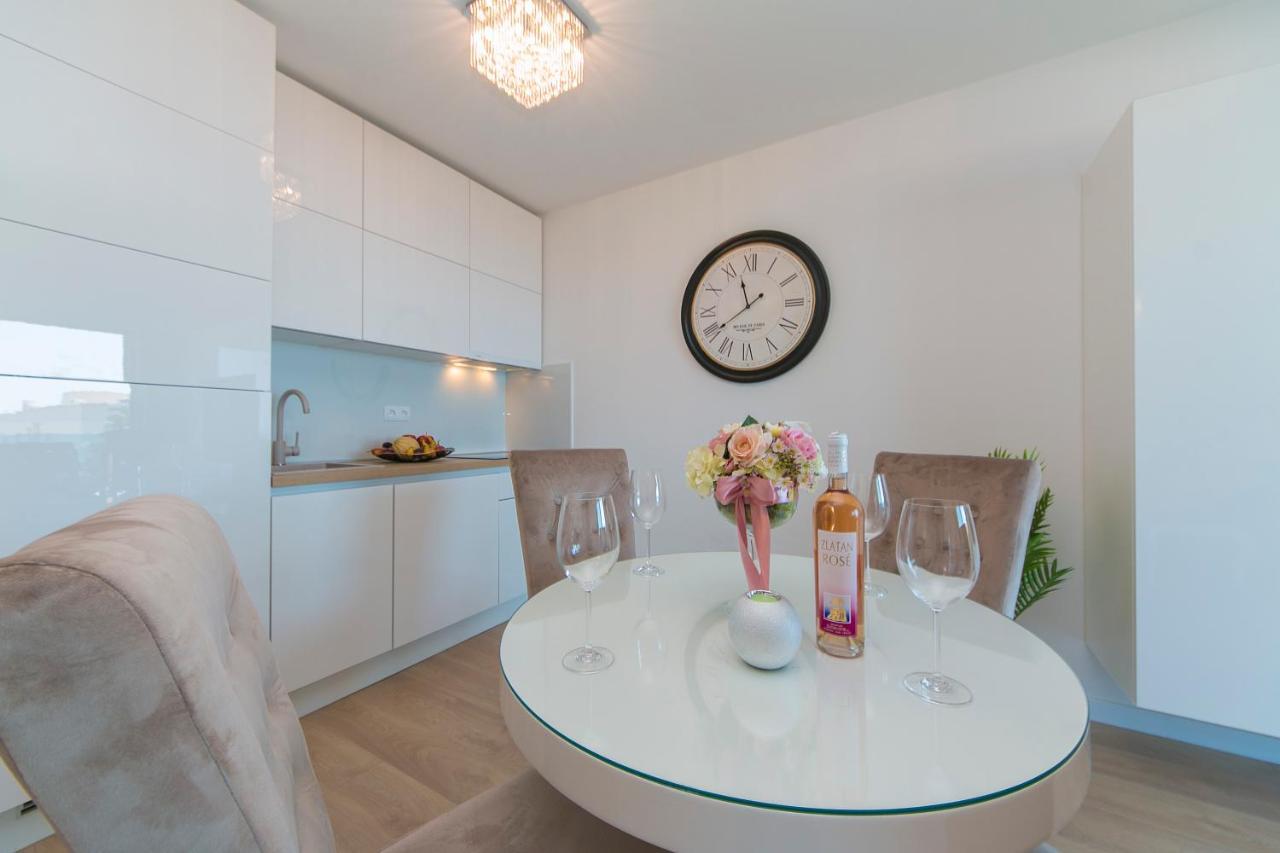 Apartman Sunshine Макарска Экстерьер фото